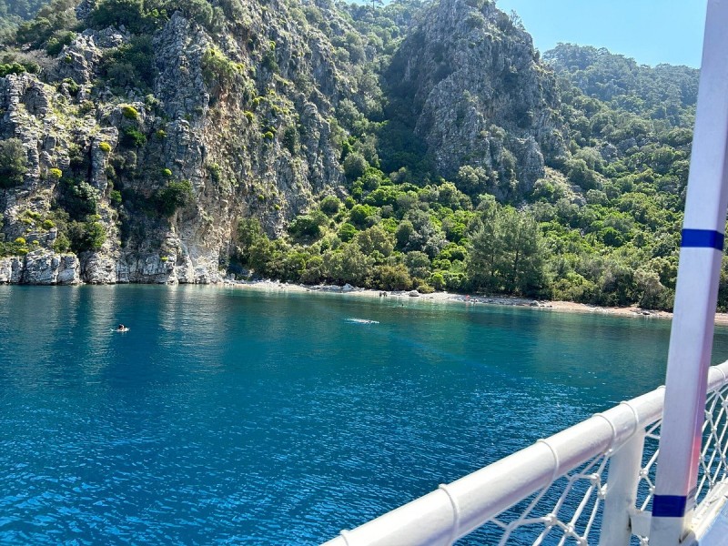 Marmaris: Boat Trip with Unlimited Drinks and BBQ Lunch | ®ExcursionMania