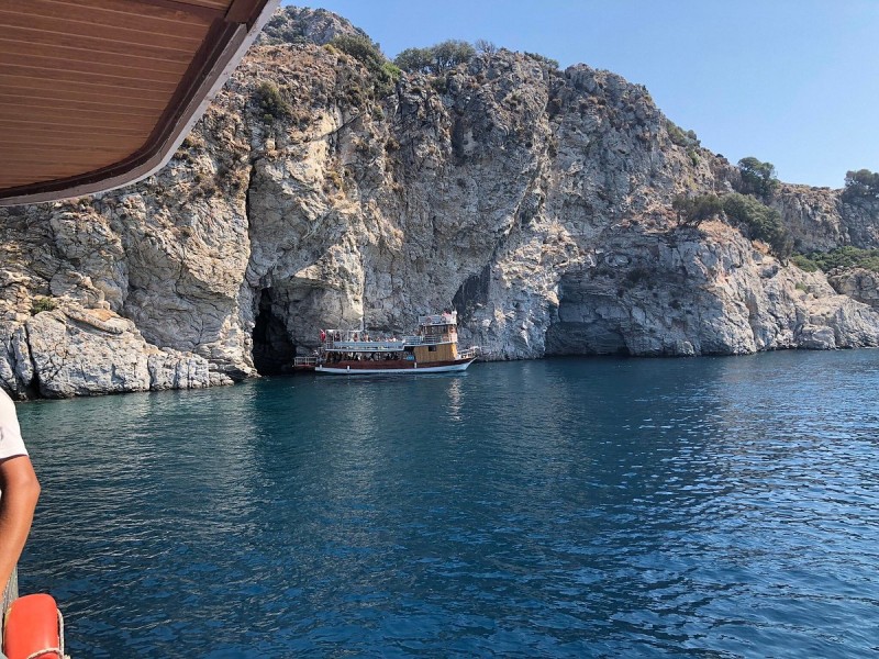 Marmaris: Boat Trip with Unlimited Drinks and BBQ Lunch | ®ExcursionMania