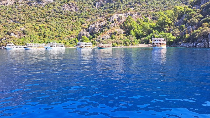 Marmaris: Boat Trip with Unlimited Drinks and BBQ Lunch | ®ExcursionMania
