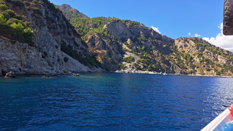 Marmaris: Boat Trip with Unlimited Drinks and BBQ Lunch | ®ExcursionMania