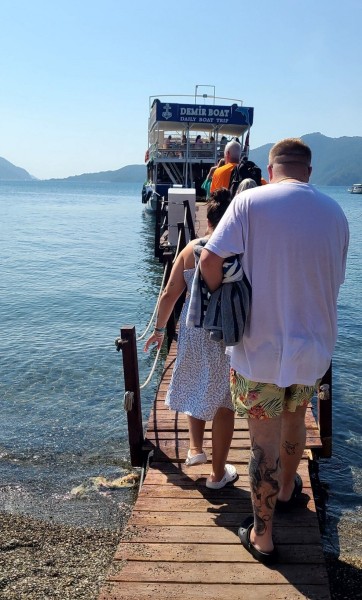 Marmaris: Boat Trip with Unlimited Drinks and BBQ Lunch | ®ExcursionMania