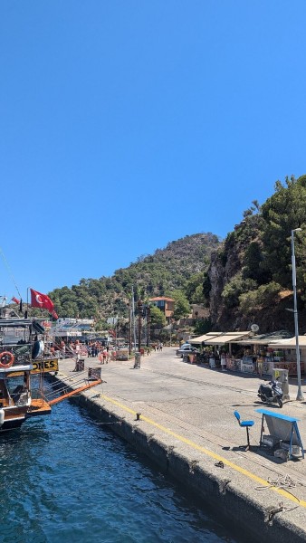 Marmaris: Boat Trip with Unlimited Drinks and BBQ Lunch | ®ExcursionMania