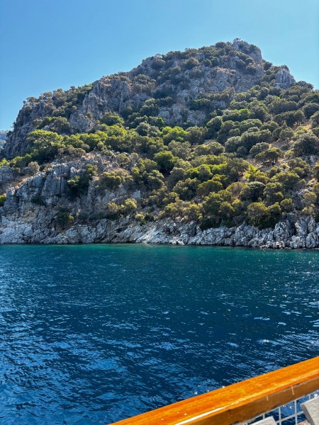 Marmaris: Boat Trip with Unlimited Drinks and BBQ Lunch | ®ExcursionMania