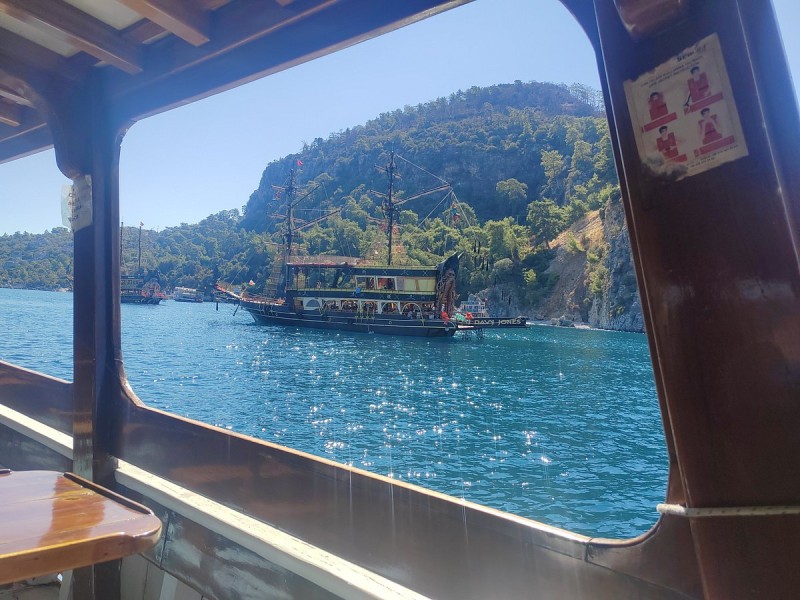 Marmaris: Boat Trip with Unlimited Drinks and BBQ Lunch | ®ExcursionMania