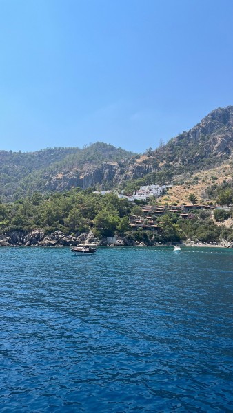 Marmaris: Boat Trip with Unlimited Drinks and BBQ Lunch | ®ExcursionMania
