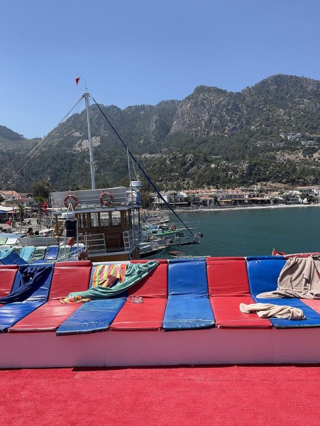 Marmaris: Boat Trip with Unlimited Drinks and BBQ Lunch | ®ExcursionMania