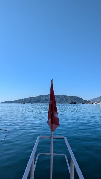 Marmaris: Boat Trip with Unlimited Drinks and BBQ Lunch | ®ExcursionMania