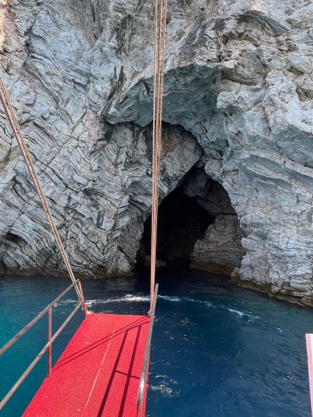Marmaris: Boat Trip with Unlimited Drinks and BBQ Lunch | ®ExcursionMania