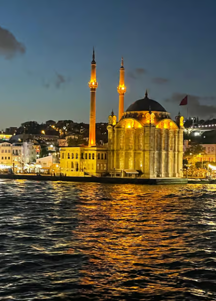 Bosphorus Night Cruise with Dinner & Live Performances | ®ExcursionMania