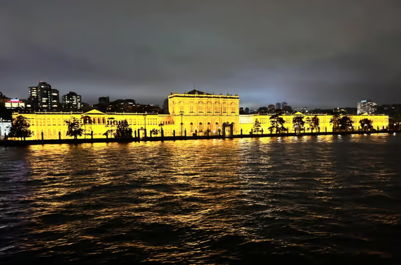 Bosphorus Night Cruise with Dinner & Live Performances | ®ExcursionMania