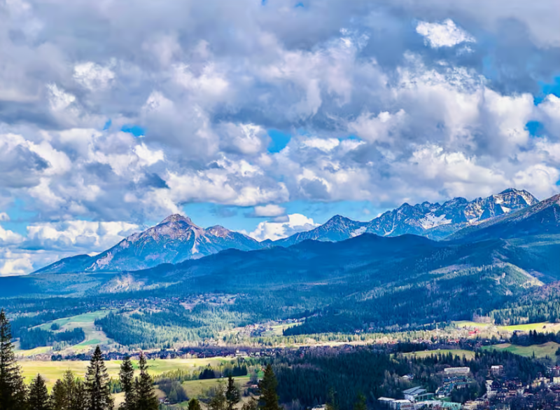 From Krakow: Zakopane Day Tour with Tasting & Funicular Ride | ®ExcursionMania
