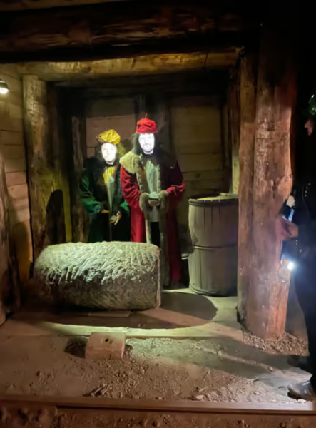 Krakow: UNESCO Underground Boat Expedition & Salt Mine Tour | ®ExcursionMania