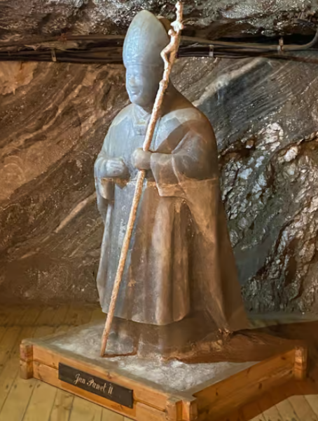 Krakow: UNESCO Underground Boat Expedition & Salt Mine Tour | ®ExcursionMania