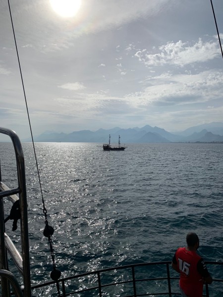 Antalya: Guided Old Town Tour with Boat Trip, Cable Car and Lunch | ®ExcursionMania