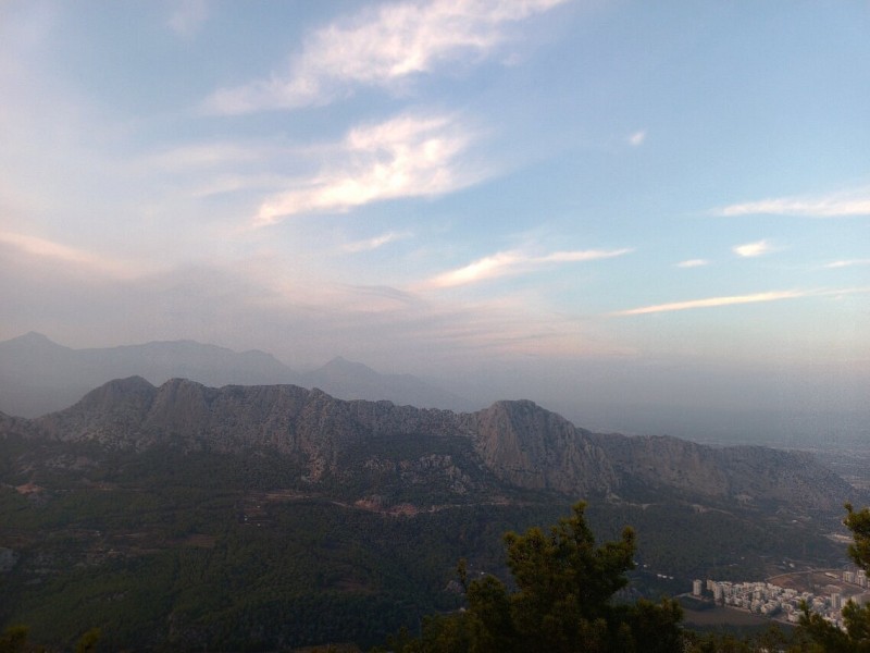 Antalya: Guided Old Town Tour with Boat Trip, Cable Car and Lunch | ®ExcursionMania