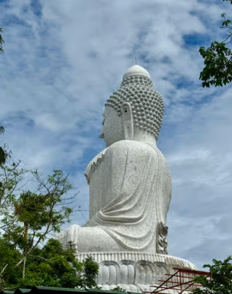 Phuket City Tour with Viewpoints, Temples & Elephant Feeding | ®ExcursionMania