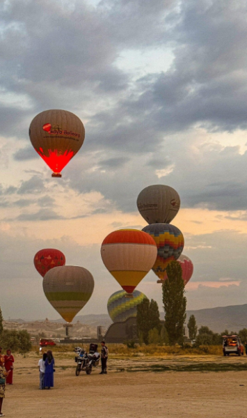 Cappadocia: Göreme Hot Air Balloon Experience | ®ExcursionMania