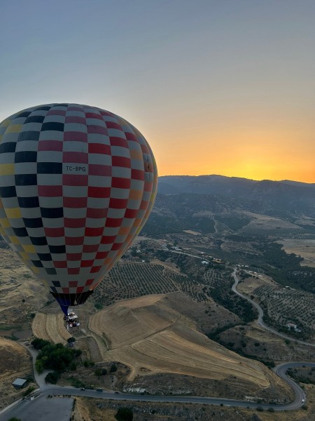 Icmeler: Icmeler Pamukkale Tour With Hot Air Balloon Flight | ®ExcursionMania