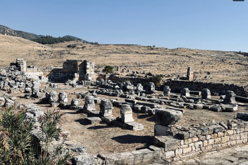 Antalya/Kemer Full-Day Pamukkale & Hierapolis Tour | ®ExcursionMania