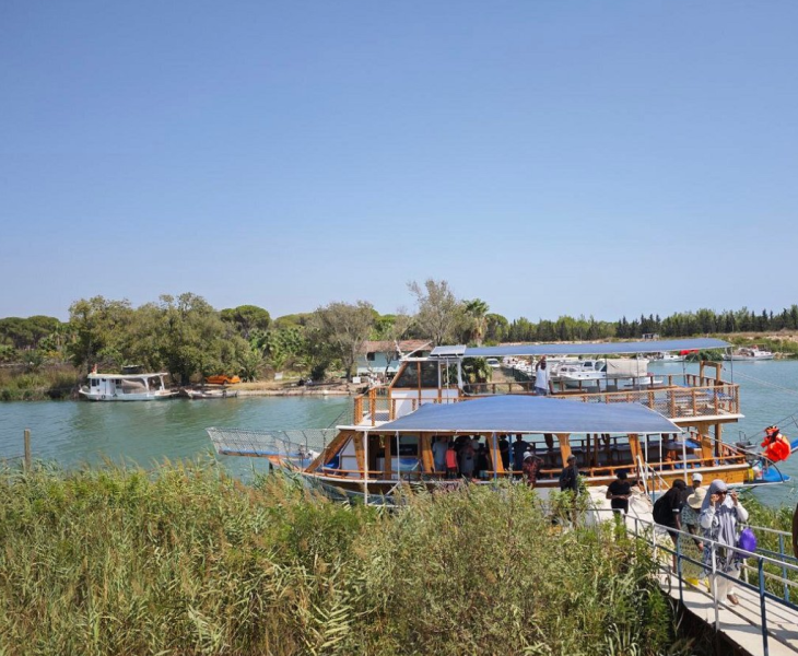 Antalya: From Antalya: Waterfall Boat Trip with Lunch | ®ExcursionMania