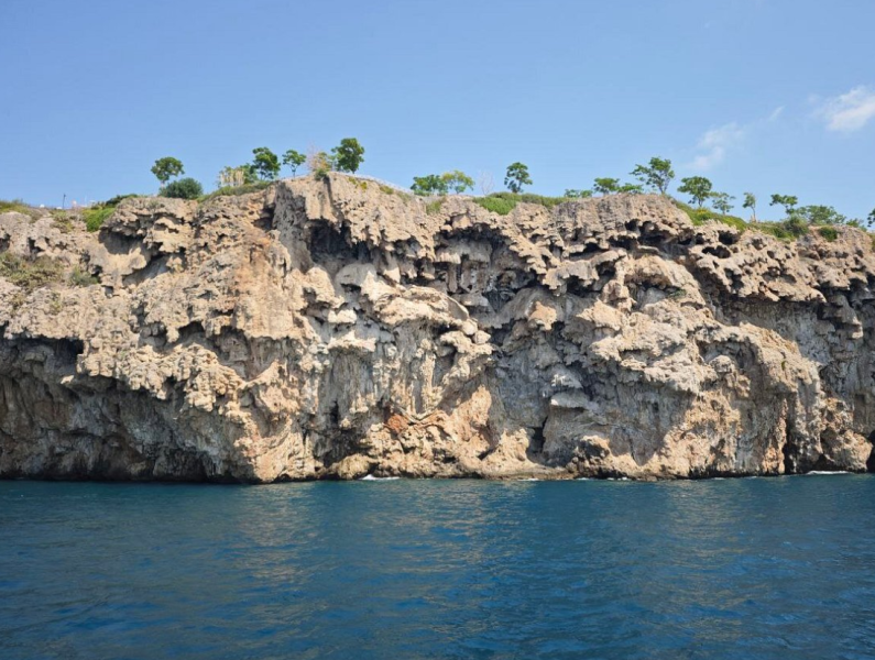 Antalya: From Antalya: Waterfall Boat Trip with Lunch | ®ExcursionMania