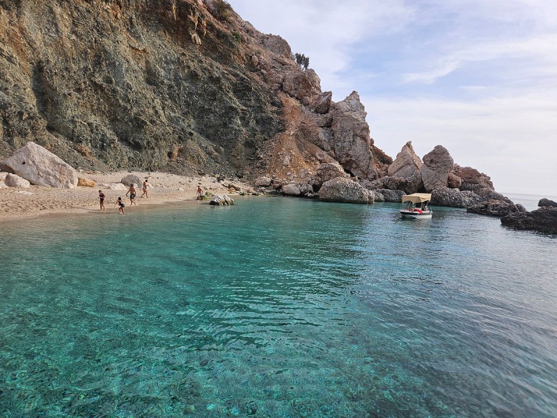 From Antalya: Turkey's Maldives Suluada Boat Trip w/ Lunch | ®ExcursionMania