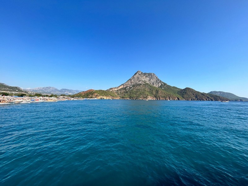 From Antalya: Turkey's Maldives Suluada Boat Trip w/ Lunch | ®ExcursionMania