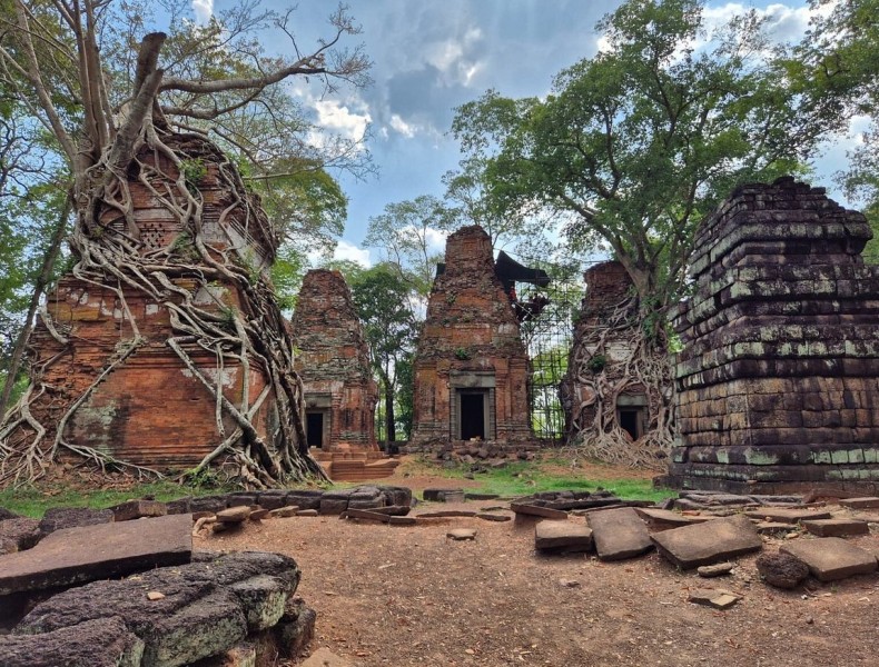 Koh Ker & Beng Mealea Full-Day Join-in Tour | ®ExcursionMania