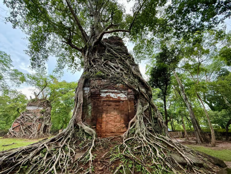 Full-Day Preah Vihear & Koh Ker Temple Small Group Shared Tour | ®ExcursionMania