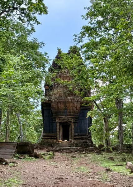 Full-Day Preah Vihear & Koh Ker Temple Small Group Shared Tour | ®ExcursionMania