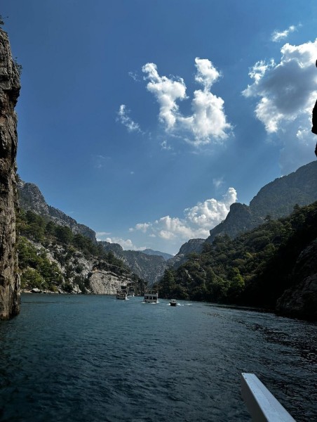 Side: Green Canyon Boat Trip With Unlimited Drinks And Lunch | ®ExcursionMania