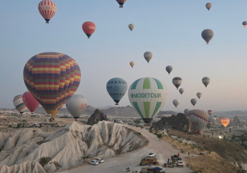 Cappadocia: Goreme Hot Air Balloon Flight Over Fairychimneys | ®ExcursionMania