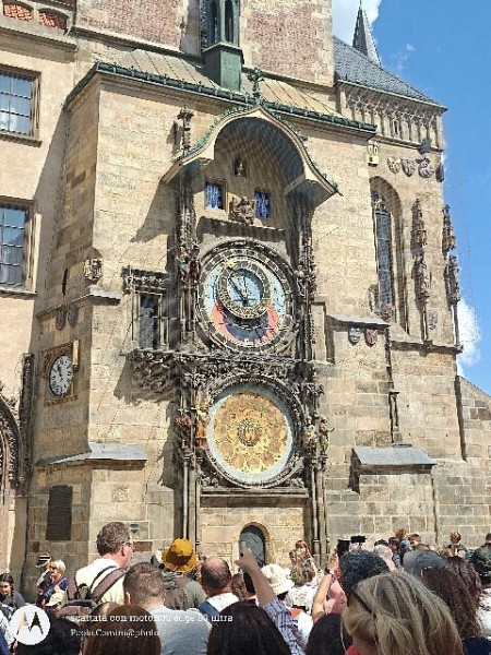 Prague Guided Walking Tour and Cruise with Authentic Czech Lunch | ®ExcursionMania