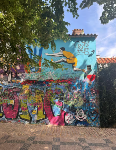 Two-Hour Morning Walking Tour of Prague Castle | ®ExcursionMania