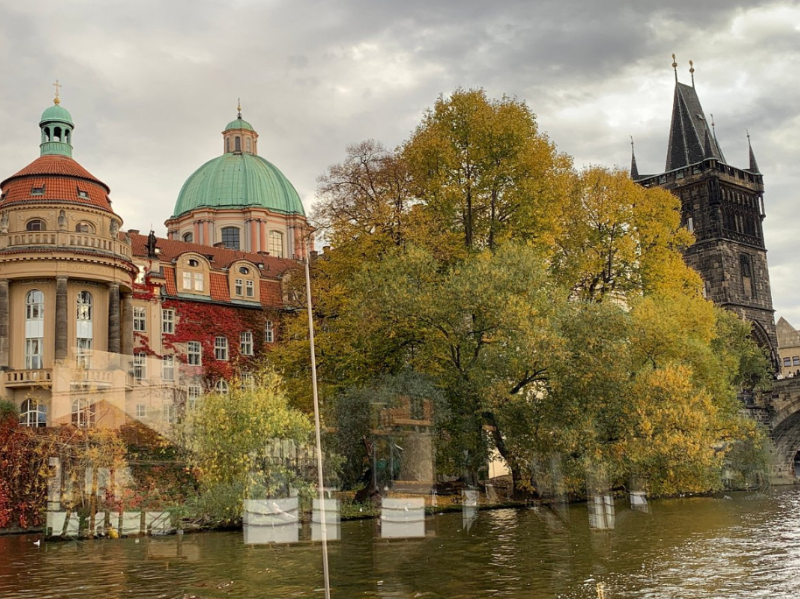Best of Prague: Private City Walking Tour Boat Cruise and Czech Lunch | ®ExcursionMania