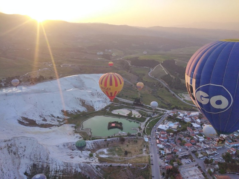 Pamukkale: Pamukkale Hot Air Balloon Flight Experience with Sunrise | ®ExcursionMania
