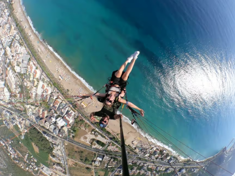 Alanya: Tandem Paragliding Experience with Hotel Pickup | ®ExcursionMania