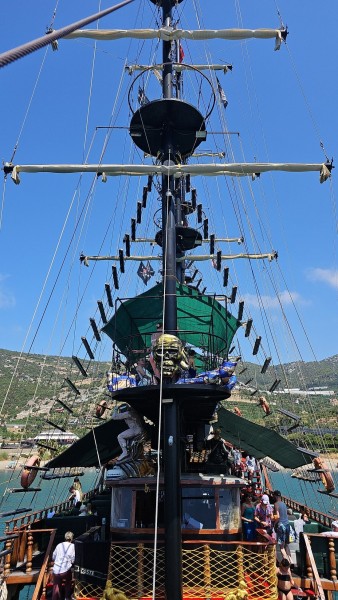 Alanya Pirate Boat Trip: Fun Food and Fantastical Views | ®ExcursionMania