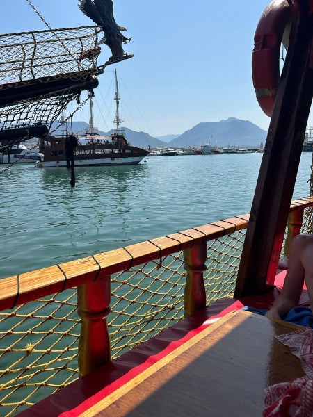 Alanya Pirate Boat Trip: Fun Food and Fantastical Views | ®ExcursionMania