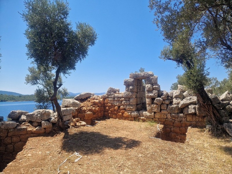 Marmaris: Cleopatra Island Boat Cruise with Lunch and Transfer | ®ExcursionMania