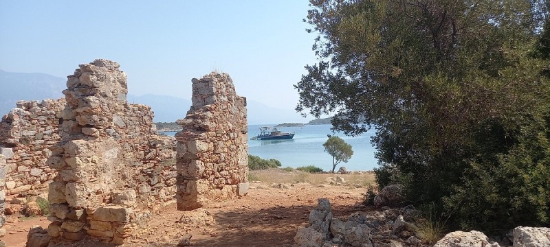 Marmaris: Cleopatra Island Boat Cruise with Lunch and Transfer | ®ExcursionMania