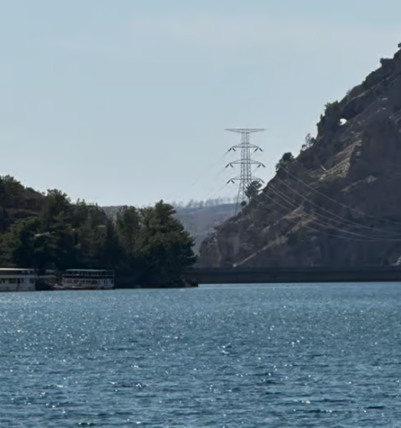 Alanya: Green Canyon Boat Trip with Lunch and Unlimited Soft Drinks | ®ExcursionMania