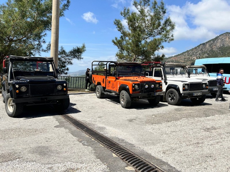 Alanya: Alanya Jeep Safari Tour: Explore Taurus Mountains w/ Dimcay River | ®ExcursionMania