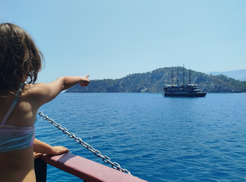 Kemer: From Kemer: Pirate Boat Tour w/Hotel Transfer | ®ExcursionMania