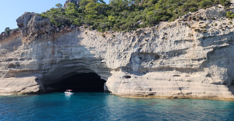 From Kemer: Pirate Boat Tour w/Hotel Transfer | ®ExcursionMania