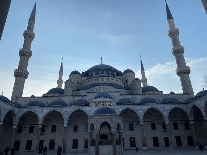 Istanbul: Hagia Sophia Blue Mosque and Grand Bazaar Tour | ®ExcursionMania