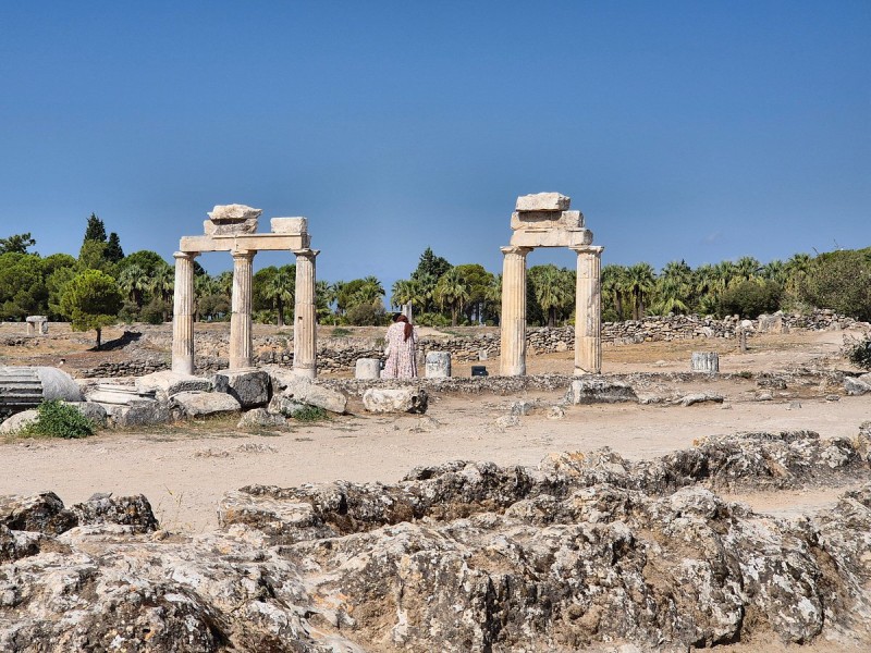 Icmeler: Icmeler Pamukkale Tour With Hierapolis  Cleopatras Pool | ®ExcursionMania