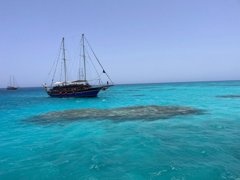 Ras Mohamed & White Island Luxury Yacht Trip Sharm el Sheikh | ®ExcursionMania