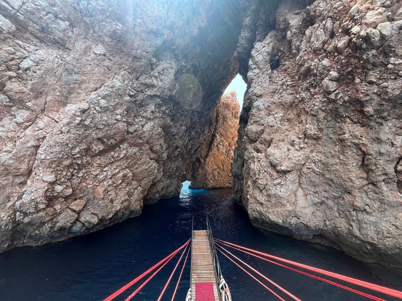 Suluada Tour from Antalya: Swimming and Lunch Included | ®ExcursionMania