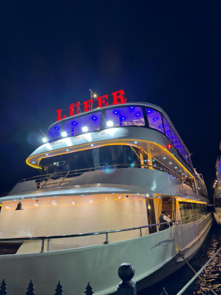 Istanbul Enchanting Bosphorus Cruise with Optional Meal | ®ExcursionMania